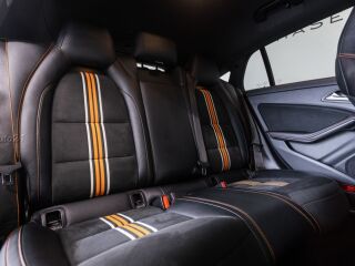 Mercedes-Benz CLA 200 AMG Orange Art 1.6 115kW
