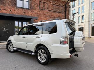 Mitsubishi Pajero Rockford DESIGN 3.2 147kW