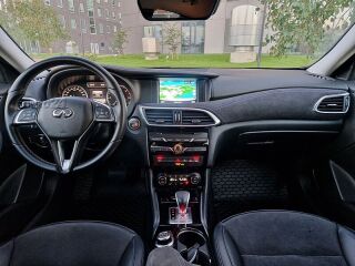 Infiniti Q30 LUXE City Black AWD 2.1 D 125kW