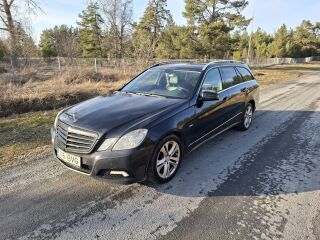 Mercedes-Benz E 250 AVANGARDE BlueEfficiency 2.1 R4 Cdi 150kW