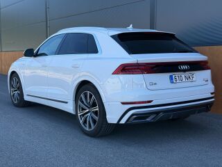Audi Q8 S-line quattro 3.0 210kW