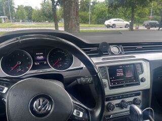 Volkswagen Passat 1.4 110кВ