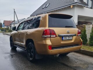 Toyota Land Cruiser 4.5 V8 BiTurbo 195kW
