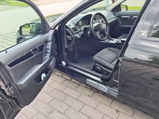 Mercedes-Benz C 220 2.1 125kW