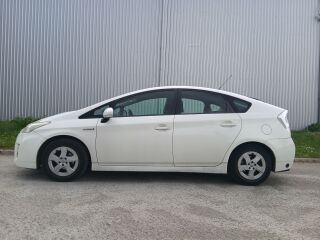 Toyota Prius 1.8 73kW
