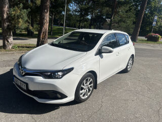 Toyota Auris 1.6 97kW