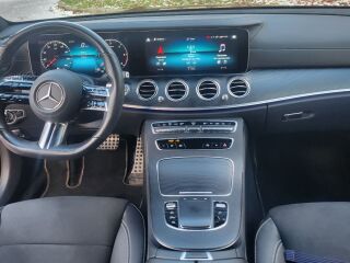 Mercedes-Benz E 220 E220 D 4matic AMG 2.0 143kW