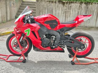 Honda CBR 1000 RR Fireblade R4 141kW