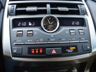 Lexus NX 300h 2.5 114kW