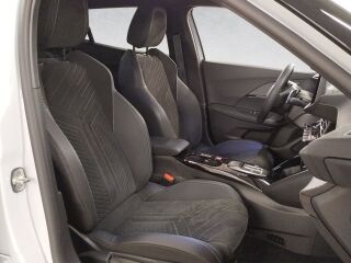 Peugeot 2008 GT Hybrid 145 e-DCS6 100kW