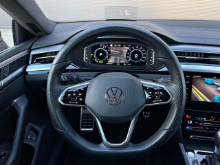 Volkswagen Arteon R-Line Shooting Brake eHybrid 1.4 160кВ