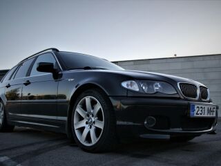 BMW 330 3.0 135kW