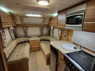 Swift Fairway 584