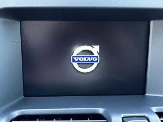 Volvo XC60 Momentum R-Design Edition 2.0 D3 110kW