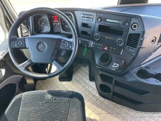 Mercedes-Benz Actros 1845L