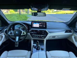 BMW 530 e M-Sport X-Drive 2.0 PHEV 215кВ