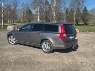 Volvo V70 2.4 136kW