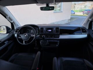 Volkswagen Multivan Highline 2.0 146кВ