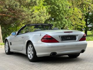 Mercedes-Benz SL 500 5.0 V8 225kW