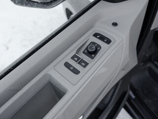 Volkswagen Multivan 2.0 150кВ