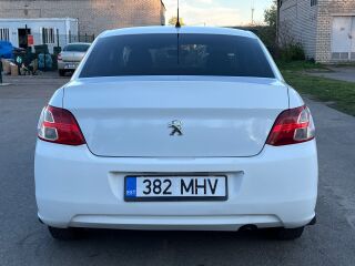Peugeot 301 1.2 R3 53kW