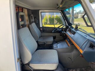 Mercedes-Benz MB 100 Karmann 2.4 53kW