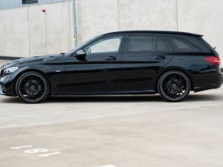 Mercedes-Benz C 220 Amg-Pakett 2.0 143kW