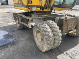 JCB JS130W   osadena