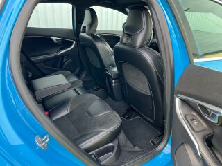 Volvo V40 R-Design 1.6 D2 84кВ