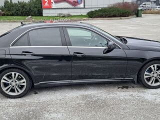 Mercedes-Benz E 220 2.1 125kW