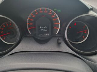 Honda Jazz 1.3 73кВ
