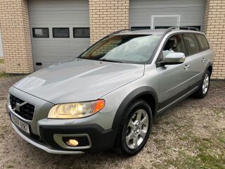 Volvo XC70 Cross Country 4WD 2.4 D5 136kW