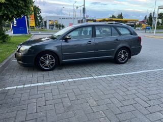 Toyota Avensis 2.0 108kW