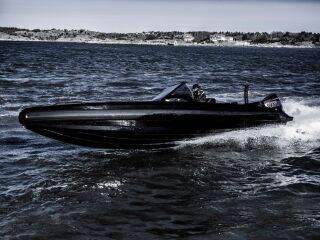 IRON 827 Mercury V8 300 RACING