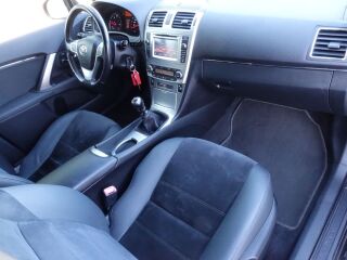 Toyota Avensis Touring Executive Facelift EU5 2.0 R4 D-4D TDI 91кВ