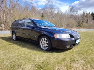 Volvo V70 2.4 136kW