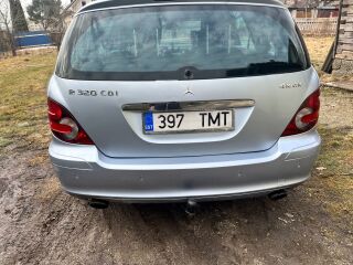 Mercedes-Benz R 320 3.0 V6 TDI 165kW