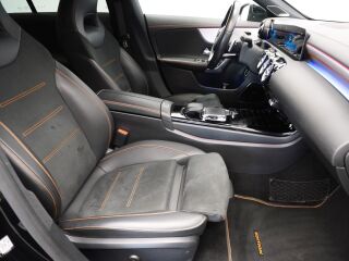 Mercedes-Benz CLA 220 4Matic Edition AMG 2.0 140кВ