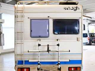 Ford ELNAGH COLUMBIA 102 2.5 74kW