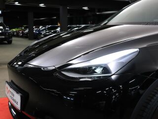 Tesla Model Y Performance Dual Motor AWD 393kW