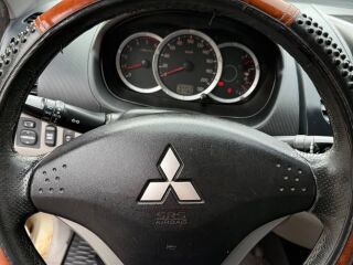 Mitsubishi L200 4x4 2.5 100kW