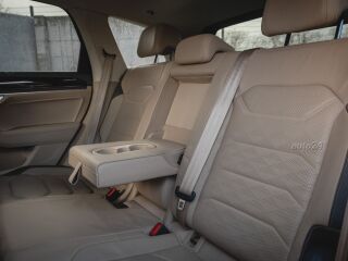 Volkswagen Touareg Highline 4Motion 4.0 V8 310кВ