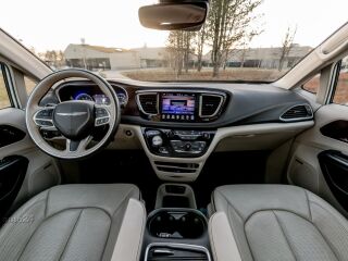 Chrysler Pacifica Limited 3.6 214kW