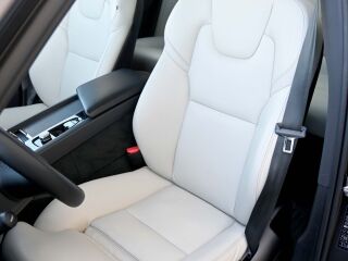 Volvo XC60 AWD BRIGHT PLUS INTELLI SAFE MY24 2.0 T6 Plug-in LONG RANGE 293kW