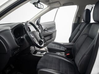 Mitsubishi Outlander Instyle 4WD PHEV 2.0 149kW