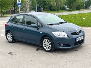 Toyota Auris 2.0 R4 Diesel 93кВ