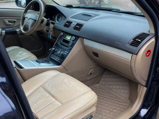 Volvo XC90 2.4 147kW
