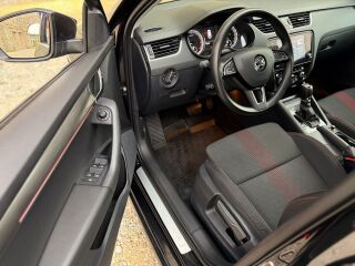 Skoda Octavia Elegance Sport 1.0 TSI 85кВ