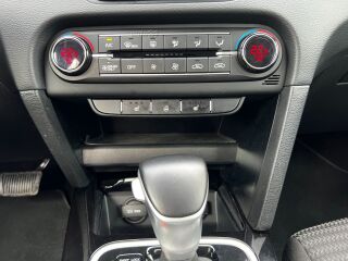 Kia Ceed Plug-in Hybrid 1.6 77кВ