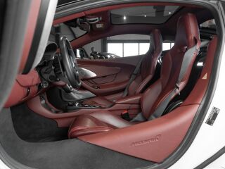 McLaren GT Premium 4.0 V8 456kW